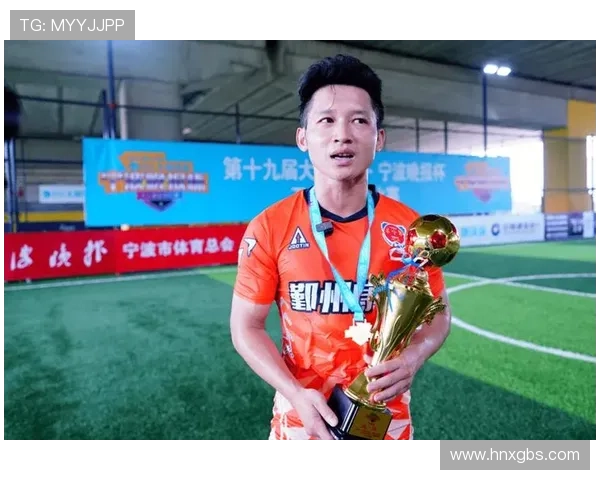 足球明星蔡伟的成长历程与辉煌成就全解析 足球明星蔡伟的成长历程与辉煌成就全解析